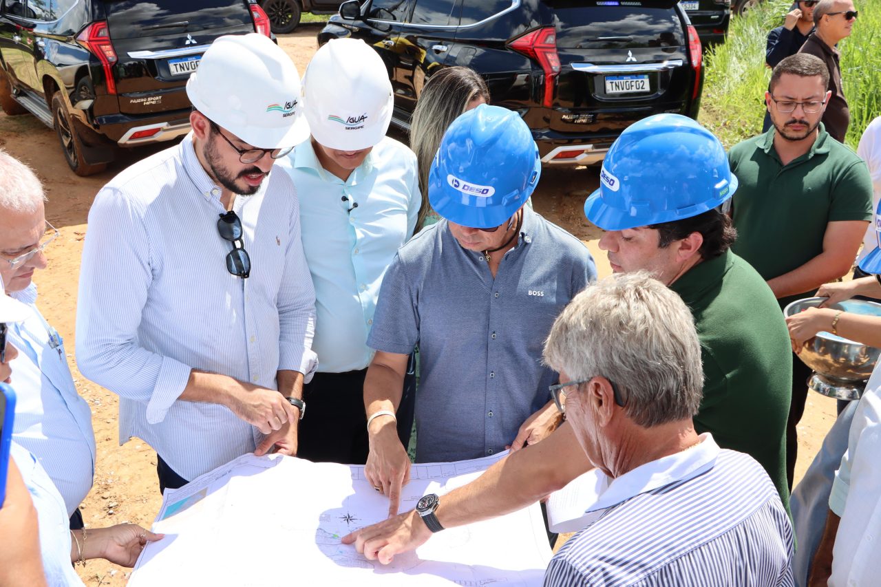 Iguá Sergipe avança nas obras do Guajará e alcança 10 km de rede coletora de esgoto implantada 4 Igua Governardo Mitidieri Guajara 1