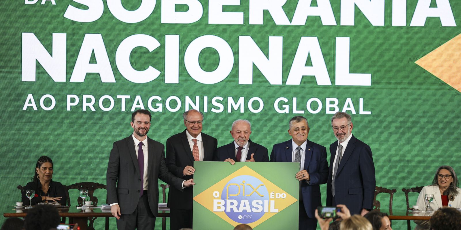 brasil n o ceder press es externas e defende pix como patrim 20260610