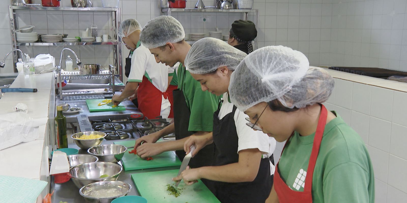 desemprego recua a 5 6 at maio e atinge menor marca da s rie 20260628