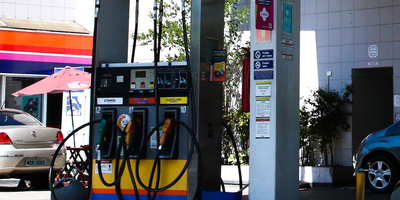 gasolina cai 1 46 em maio e freia infla o no brasil 20260613