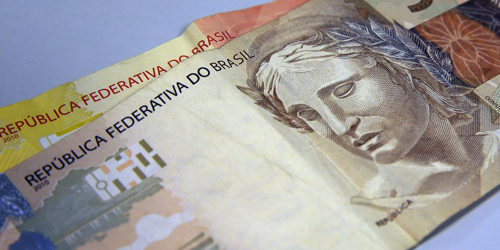 Caixa paga parcela de julho do Bolsa Família para NIS final 6