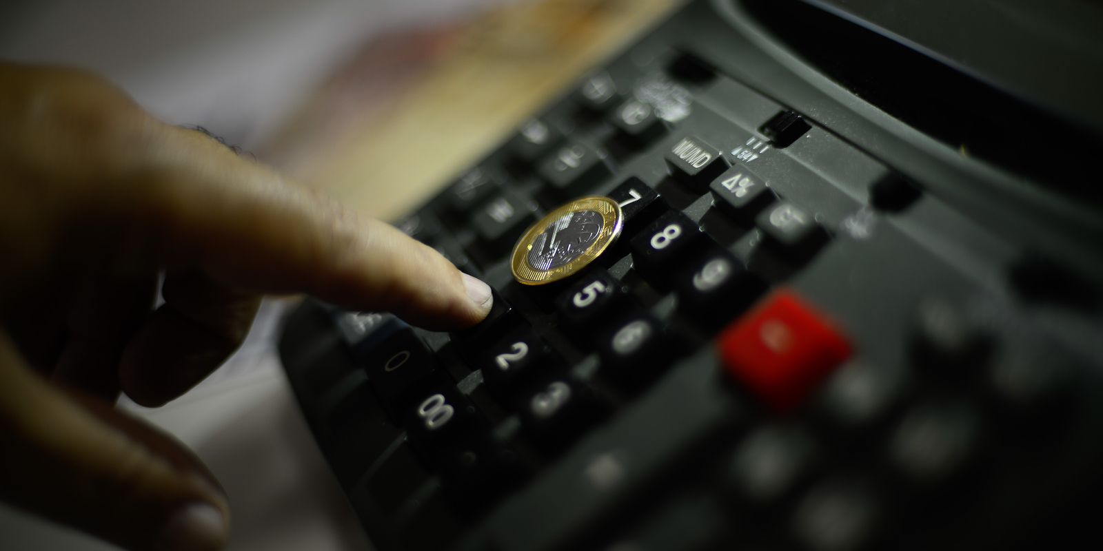 IPCA-15 cai para 0,06% em julho, mostra IBGE
