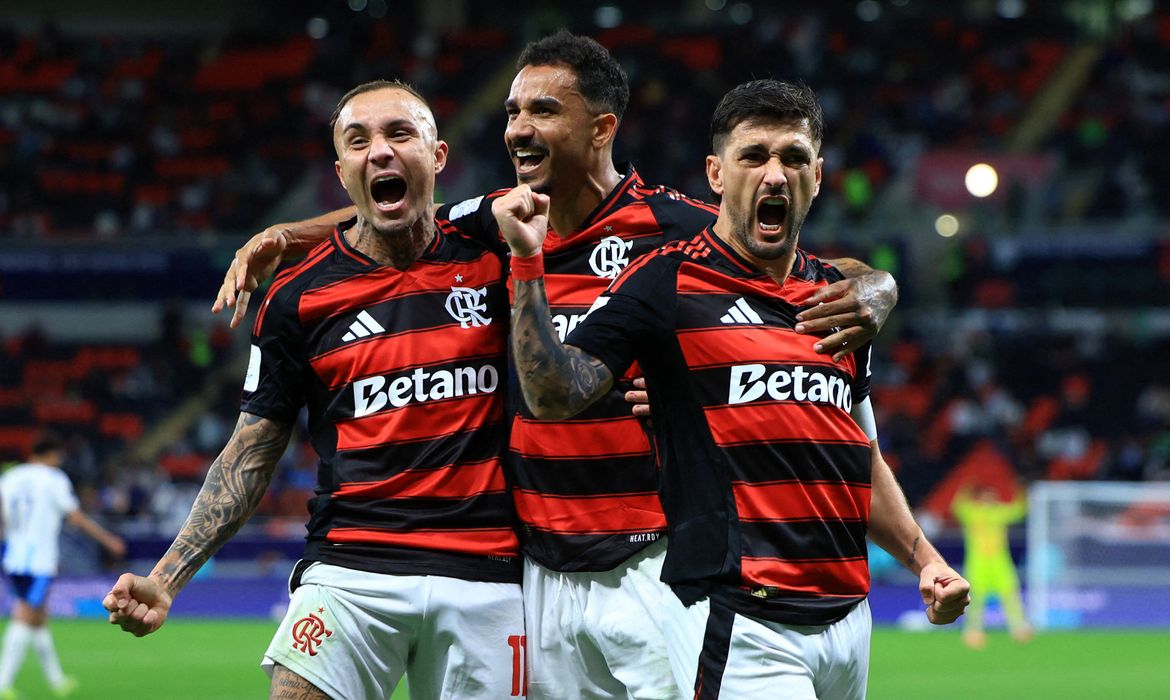 Flamengo enfrenta PSG em busca do título da Copa Intercontinental 1 2025 12 13t195445z 1796818190 up1elcd1eox11 rtrmadp 3 soccer intercontinental fla pyr