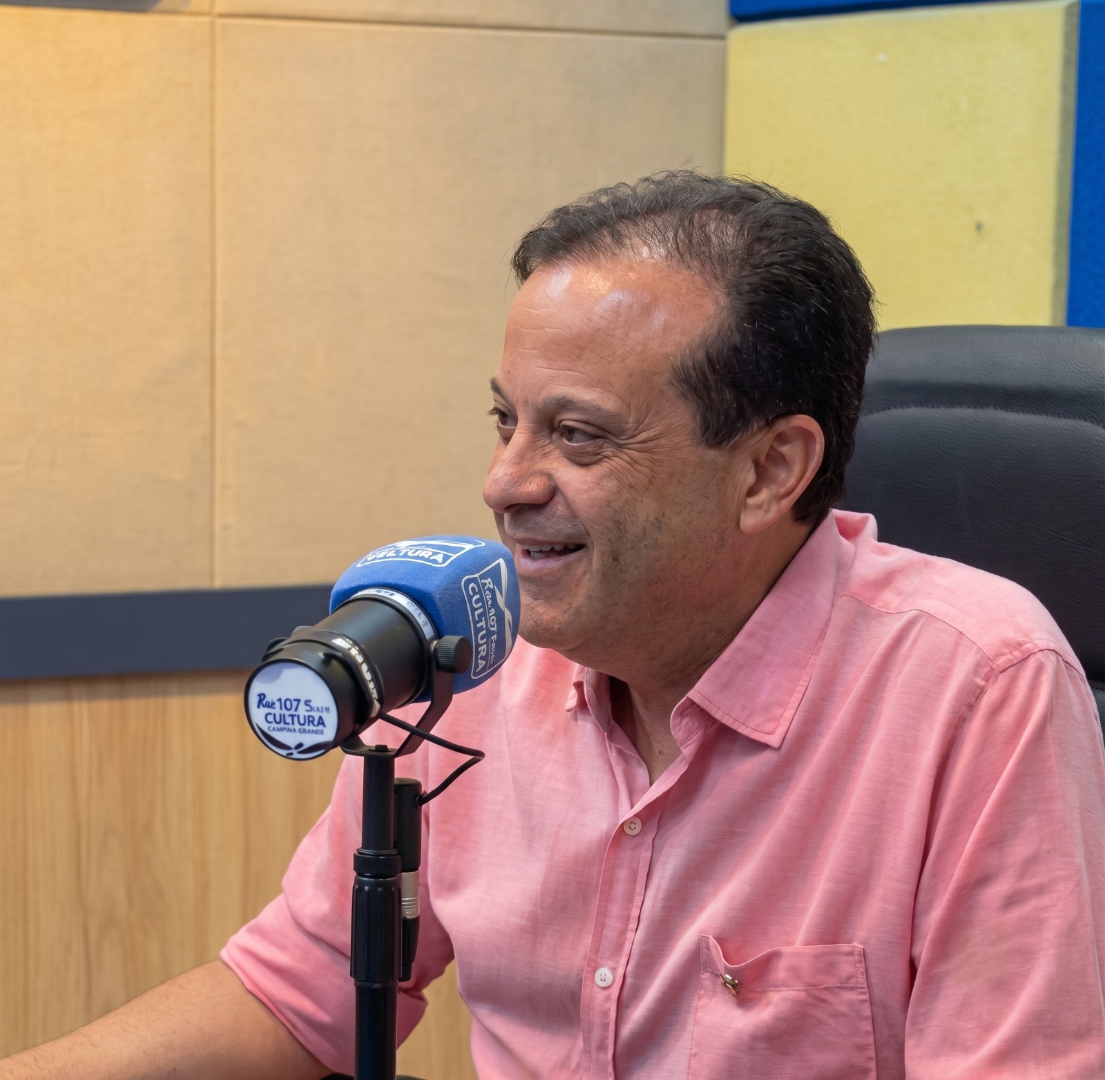 Andr Moura lan a campanha ao Senado com adesiva o em Aracaj
