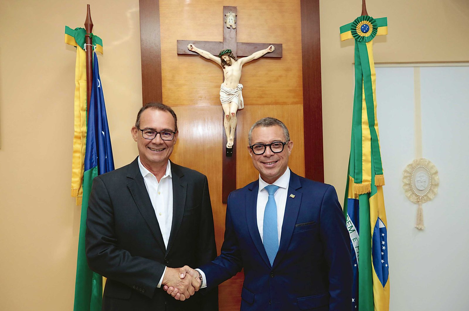 Governador Fábio Mitidieri transmite cargo ao vice-governador Zezinho Sobral 1 a0ca8070224fe11e03e91f1020558346