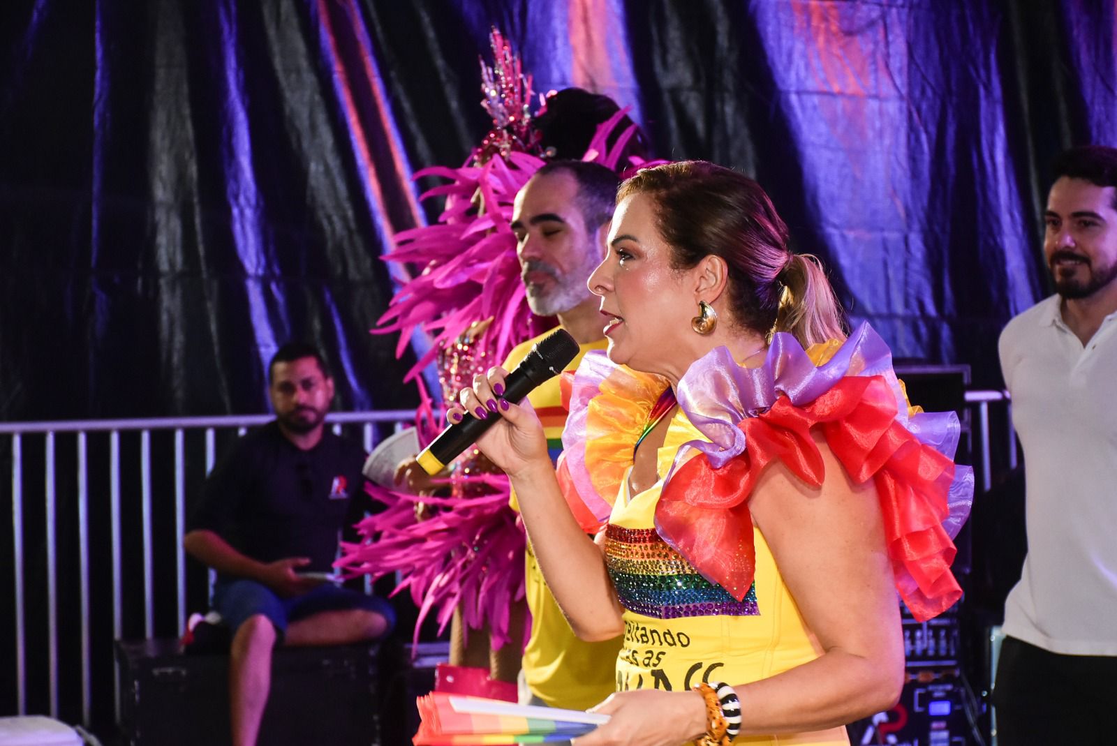 Desembargadora Iolanda Guimarães é madrinha da 25ª Parada LGBT+ em Aracaju 2 Desembargadora Iolanda Guimarães, presidente do TJSE, durante evento na Orla da Atalaia, em Aracaju