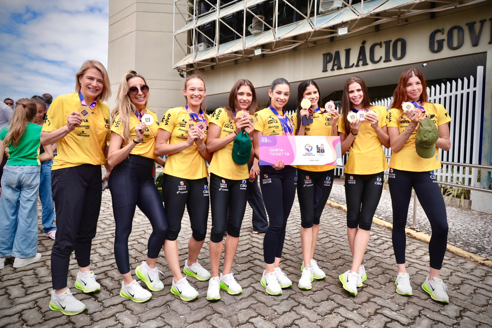 Campeãs mundiais de ginástica rítmica são recebidas no Palácio dos Despachos 9 Seleção Brasileira de Ginástica Rítmica recebida no Palácio dos Despachos