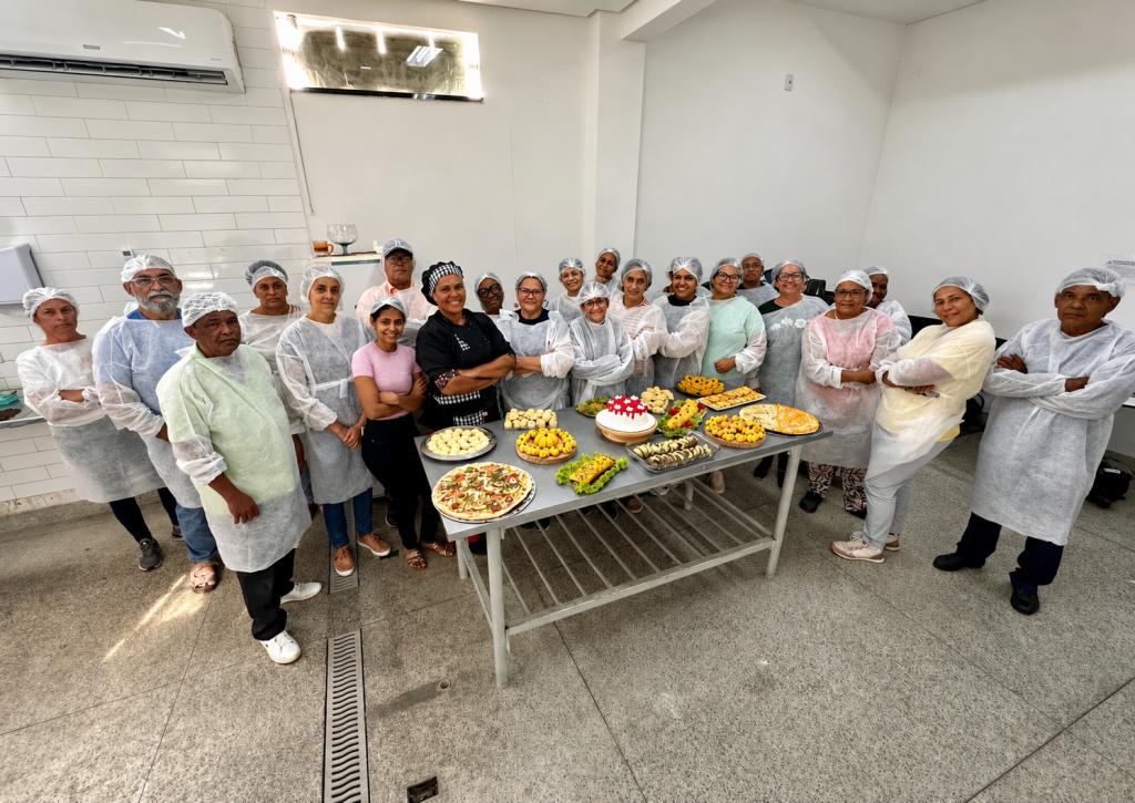 Fundat conclui cursos de auxiliar administrativo e pães artesanais