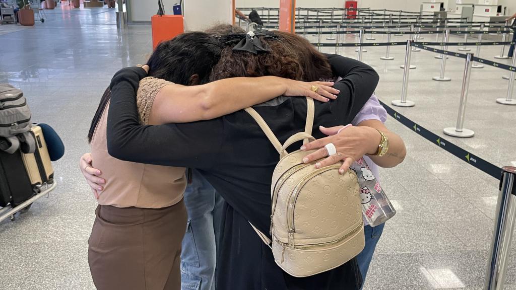Irmãs acolhidas em Aracaju reencontram mãe em Portugal