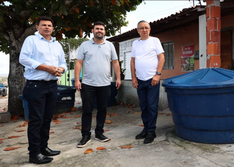 Moradores de Poço Redondo cobram solução da água e pressionam políticos