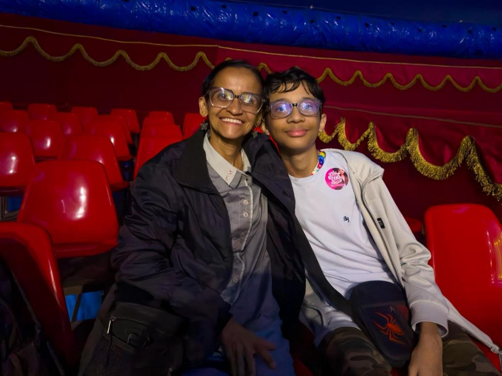 Mulheres assistidas pela SerMulher têm noite de lazer no Circo Portugal