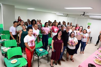 Senador Delegado Alessandro Vieira em encontro com integrantes do Endomulher Sergipe
