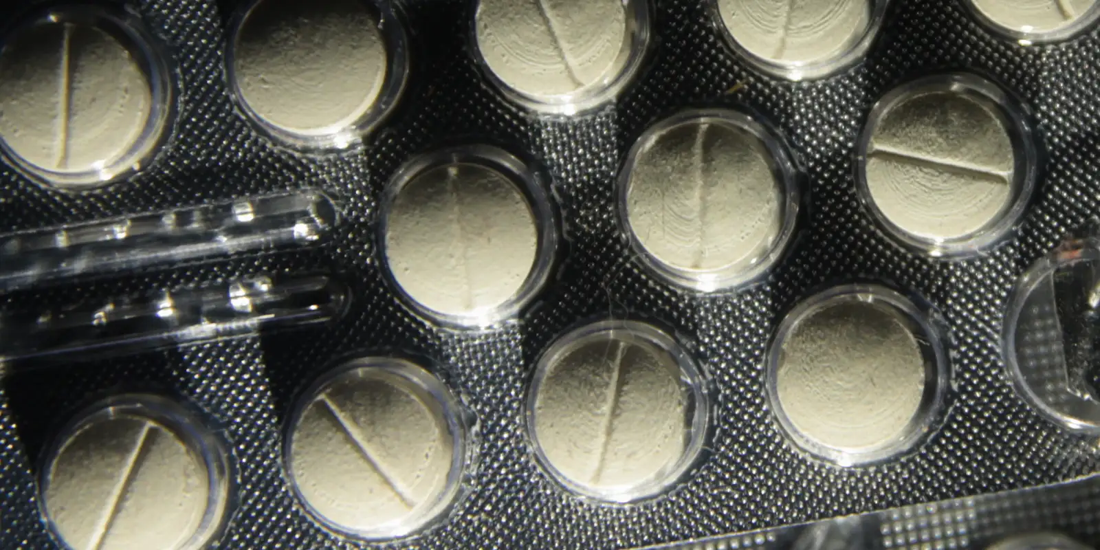 Anvisa libera Aquipta, novo comprimido contra enxaqueca para adultos