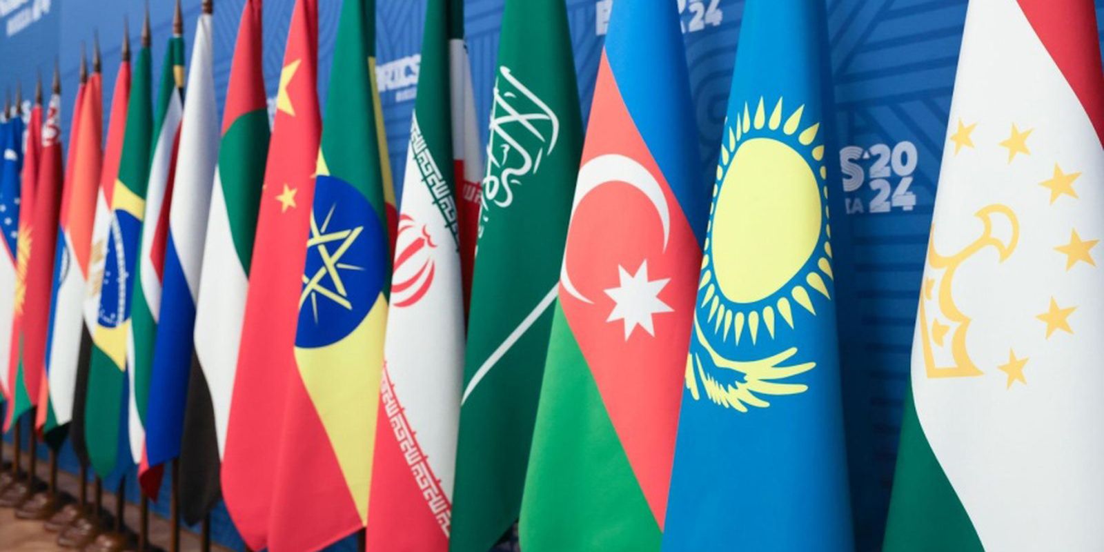 BRICS se reúne em Nova Delhi enquanto tensão EUA-Irã pressiona petróleo