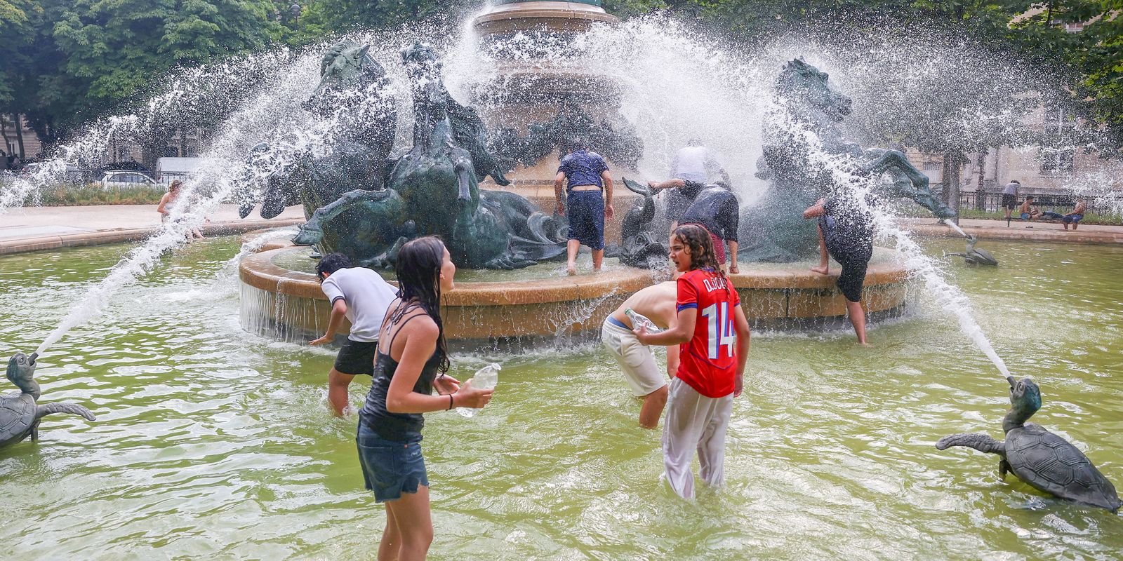 Calor mata 2.149 na Espanha em agosto e aumenta alerta