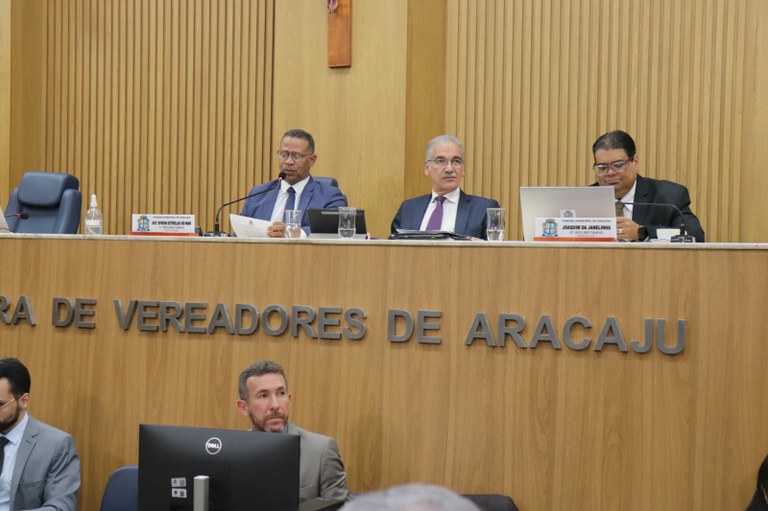 Câmara de Aracaju aprova 14 propostas e avança projetos para saúde e esporte