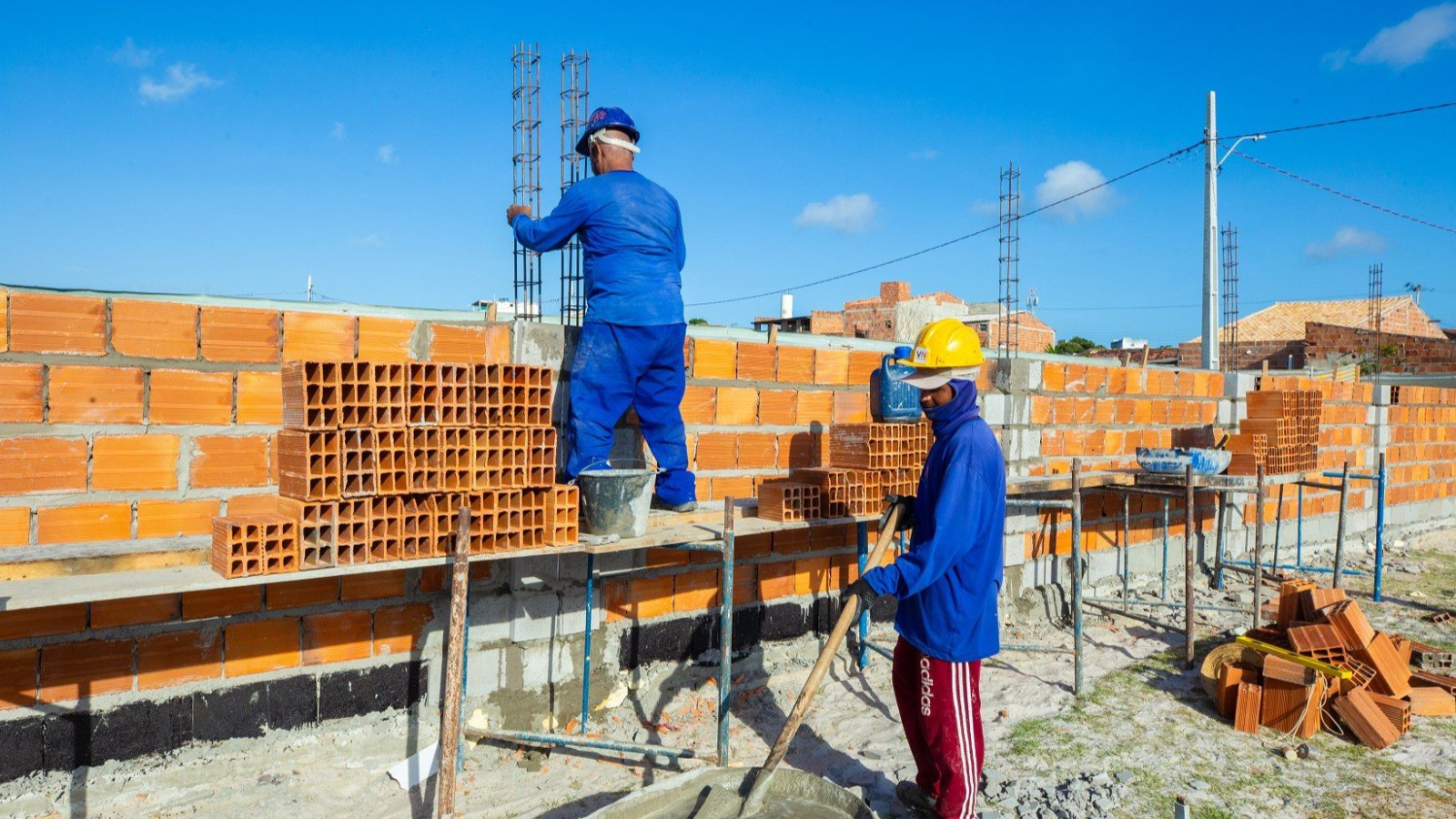 Construção puxa alta de 30,3% na abertura de empresas em Aracaju