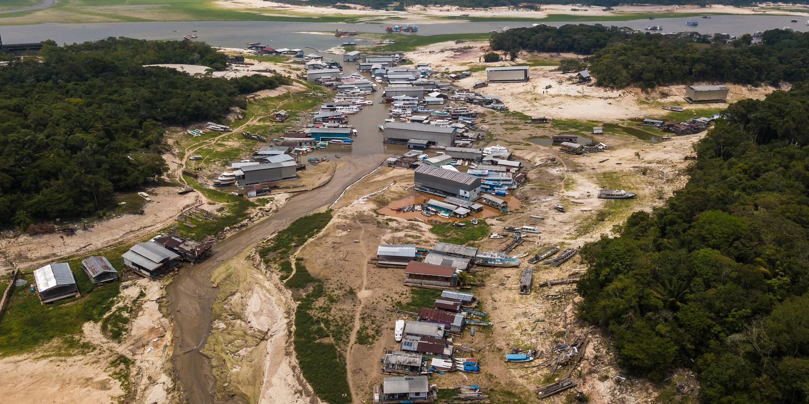 El Niño deixa 2.172 localidades da Amazônia em seca intensa 1 El Niño deixa 2.172 localidades da Amazônia em seca intensa
