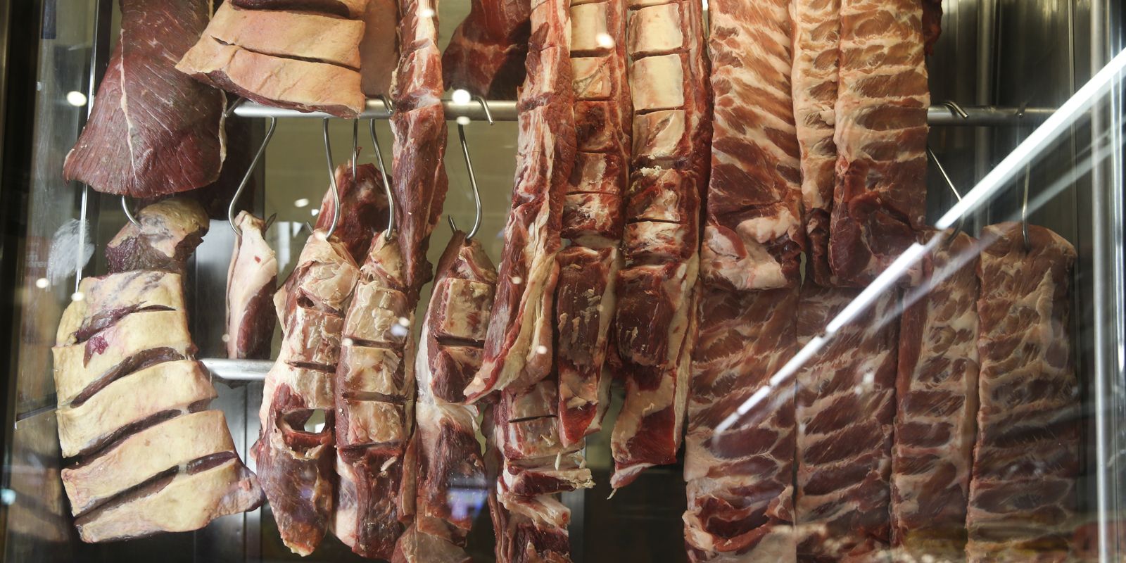 Exportações de carne bovina caem 27% em agosto por limite da cota chinesa