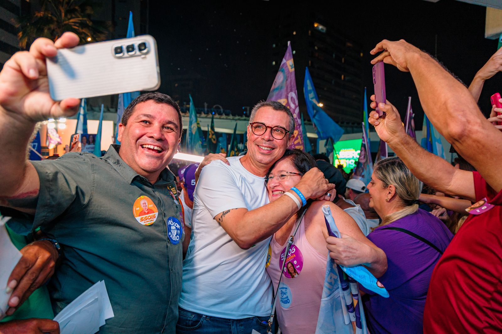 Fábio participa do lançamento da candidatura da Delegada Katarina em Aracaju 6 Governador Fábio Mitidieri e a deputada federal Delegada Katarina em ato de campanha em Aracaju