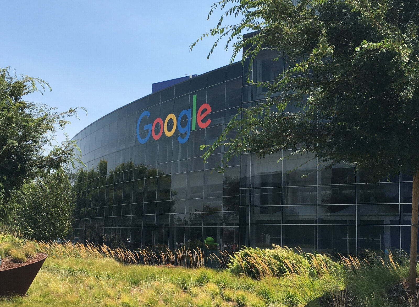 Google é multado em €403 mi na UE por uso indevido de dados de localização