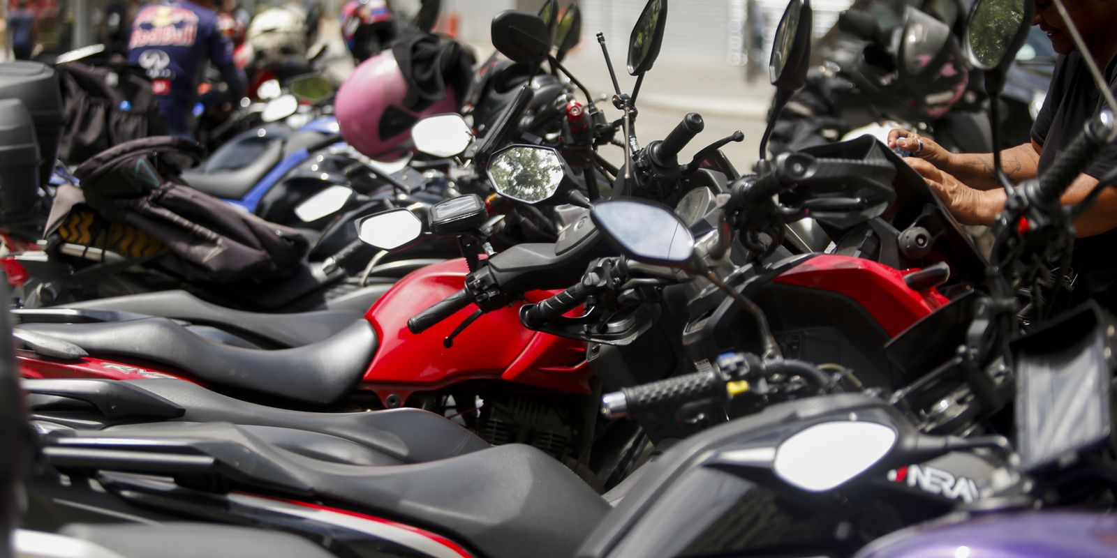 Governo libera R$ 30 bi para financiar veículos de motoristas de apps