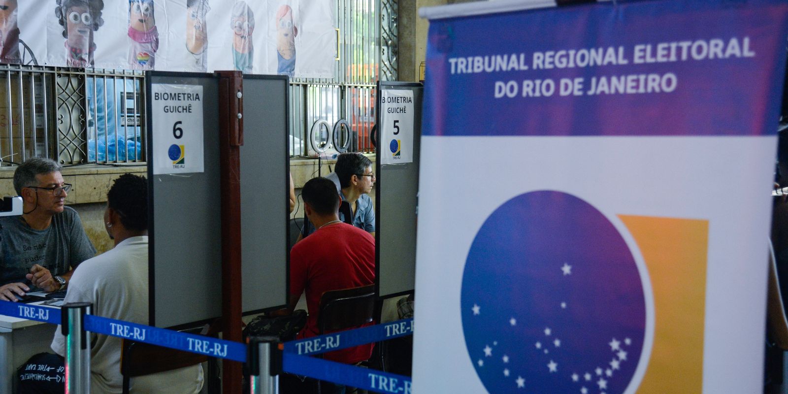 TRE-RJ oferece transporte adaptado gratuito a eleitores em 3 localidades 1 TRE-RJ oferece transporte adaptado gratuito a eleitores em 3 localidades