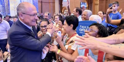 Alckmin exige isenção do TSE e alerta para proteção da liberdade de expressão