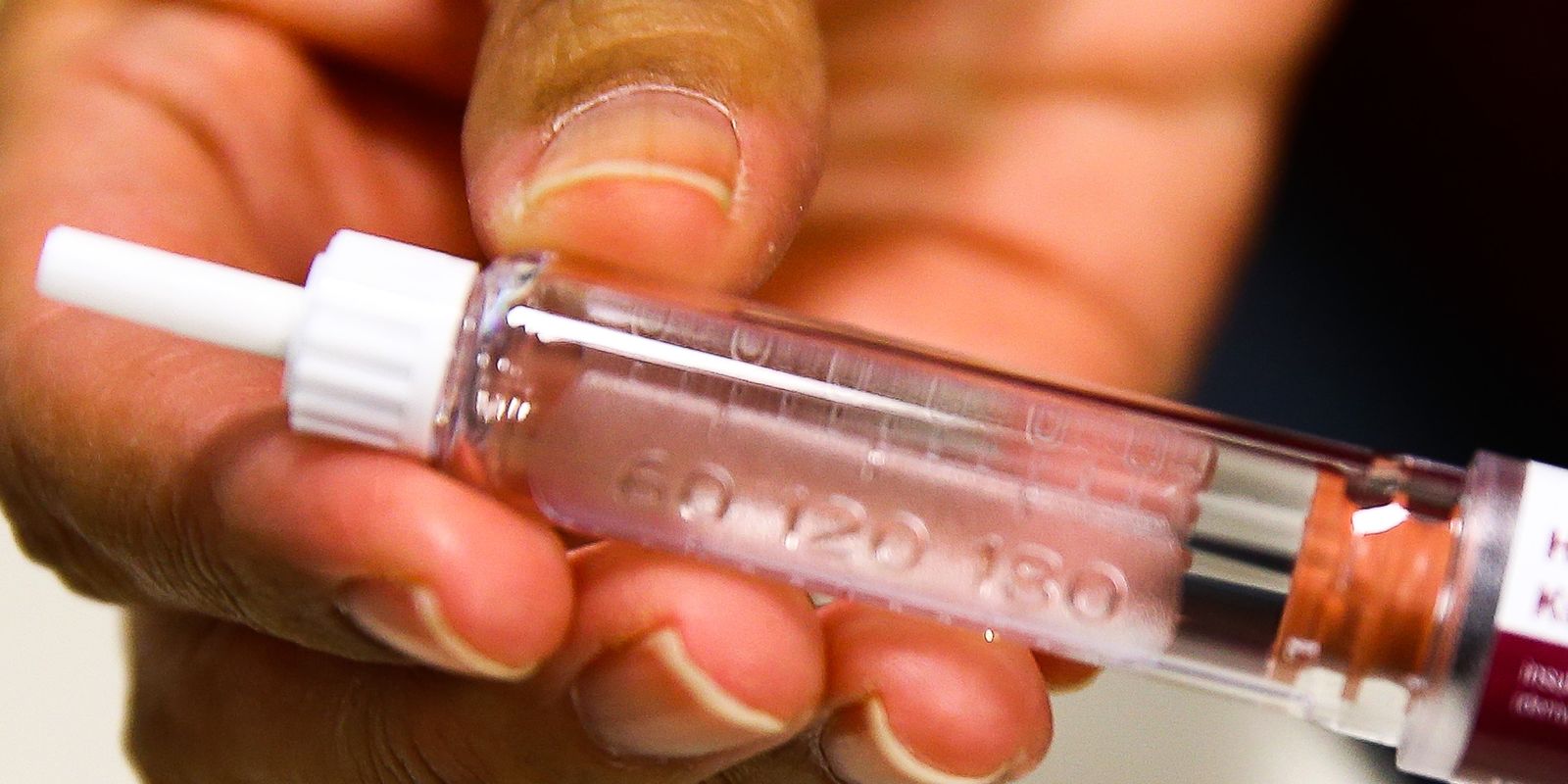 Anvisa proíbe venda de insulinas irregulares da Costa Mar; lotes recolhidos