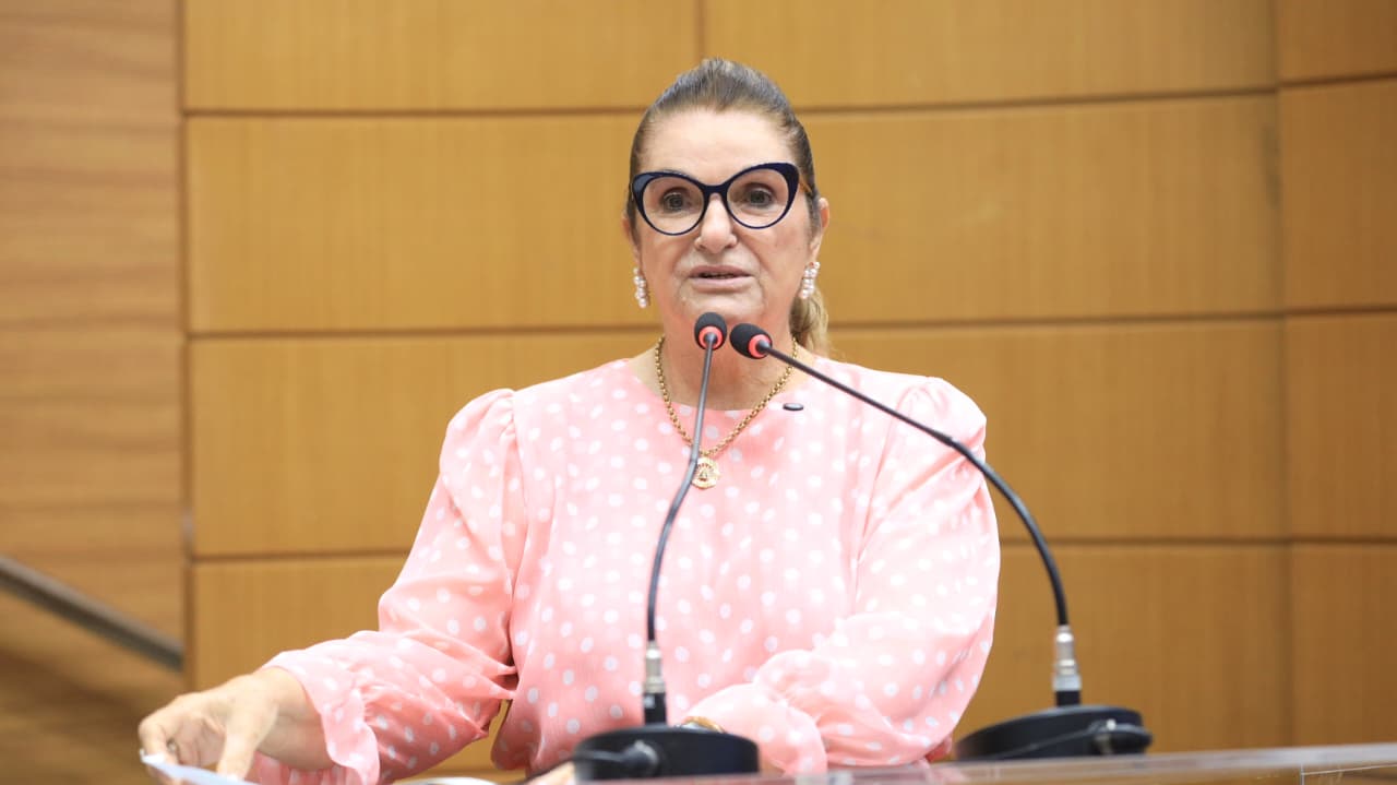 Áurea Ribeiro convoca mulheres a exames preventivos durante Outubro Rosa