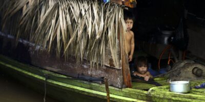 Barcos levam eleitores indígenas às urnas no Vale do Javari 3 Barcos levam eleitores indígenas às urnas no Vale do Javari