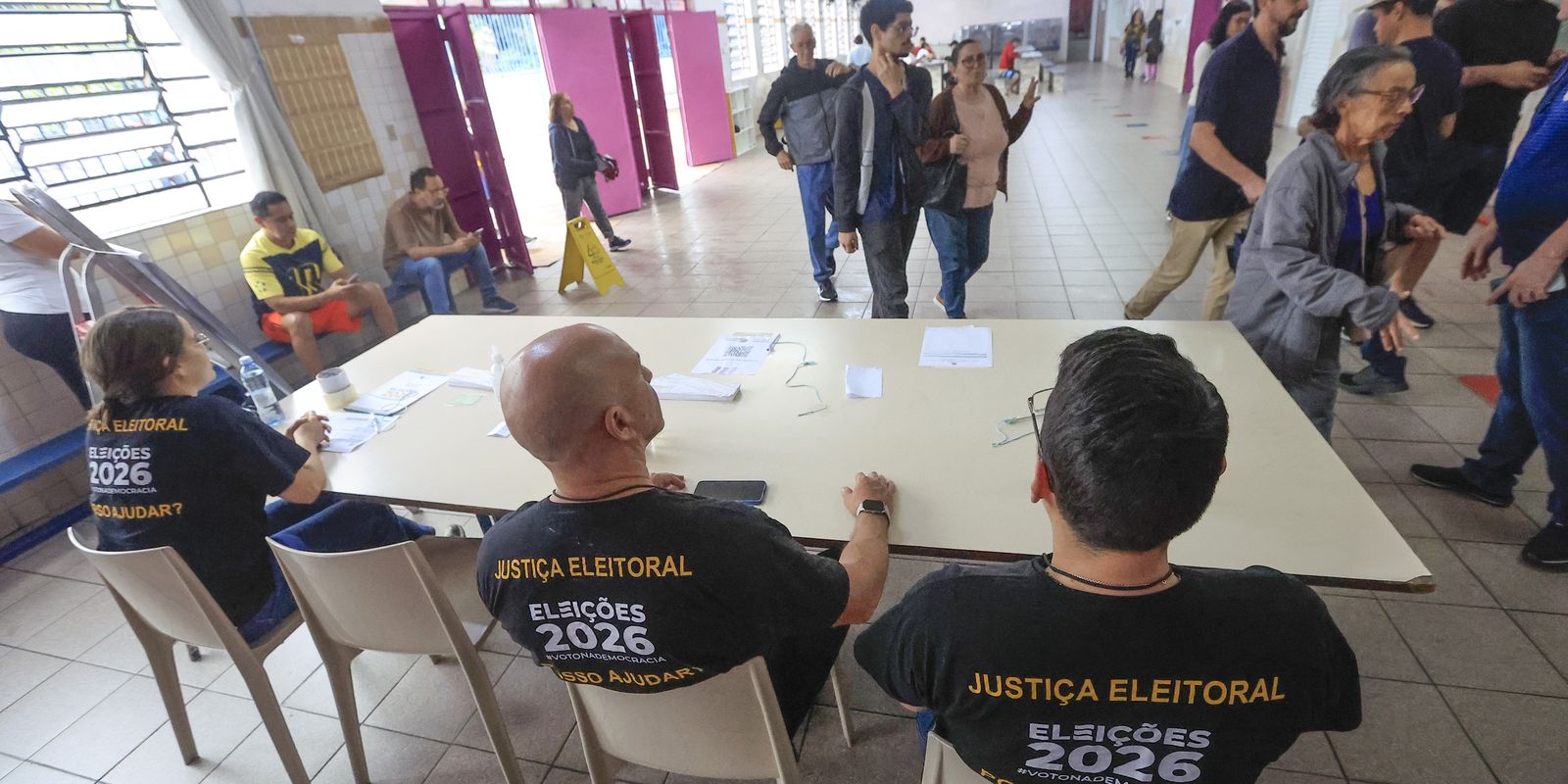 Chuvas intensas não impedem 2º turno em SP; votação segue