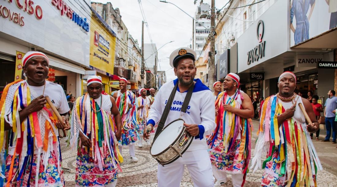 Dez grupos animam cortejo cultural do Festival Sergipanidade em Aracaju