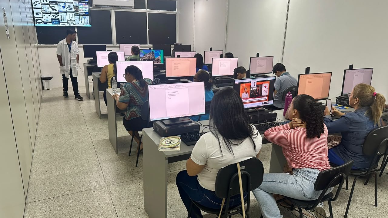 Fundat abre turmas de Letramento Digital e conclui curso de Farmácia
