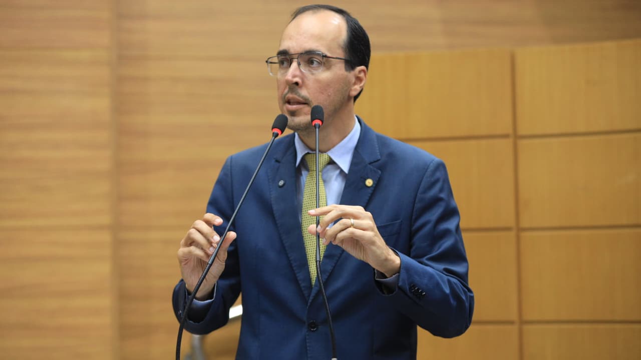 Georgeo Passos exige que Sefaz e SES prestem contas na Alese