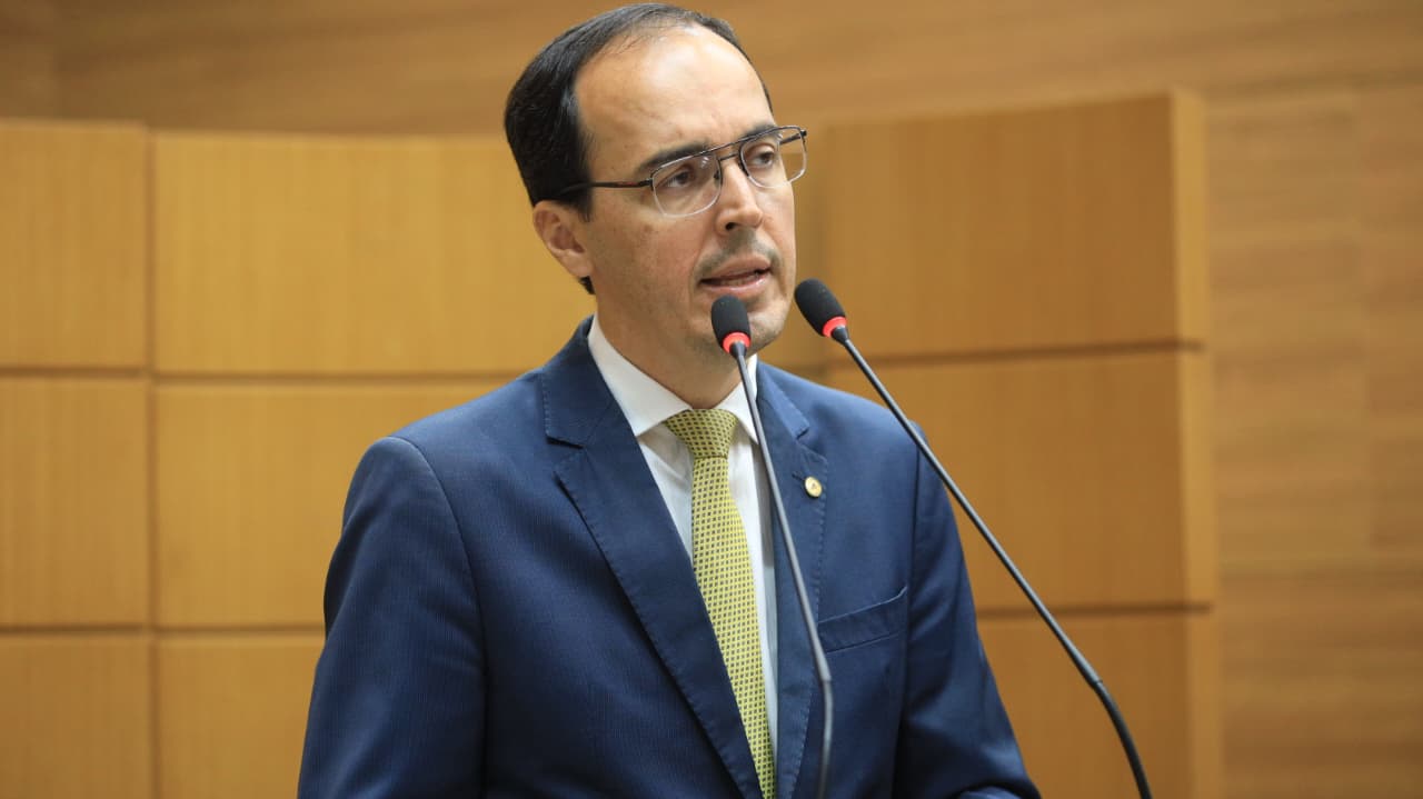 Georgeo Passos pede nova licitação do transporte e valoriza futebol feminino