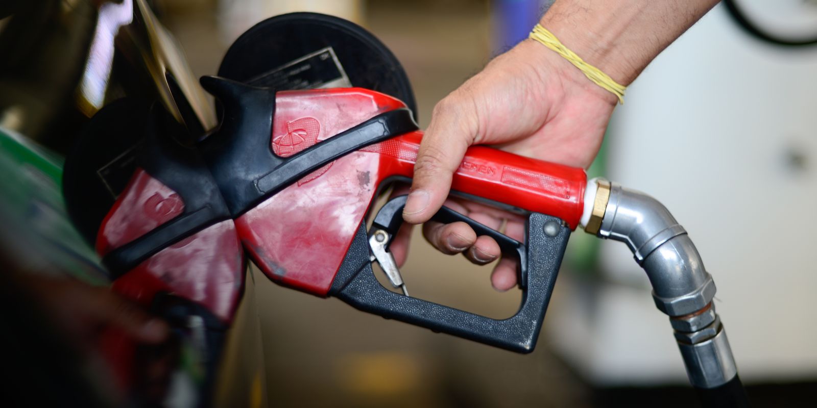 Governo libera R$ 7,52 bi para subsídio do diesel e combustíveis