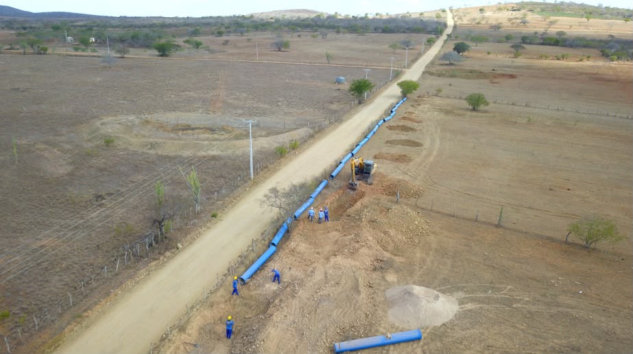 Governo sanciona lei que batiza adutora entre Canindé e Poço Redondo