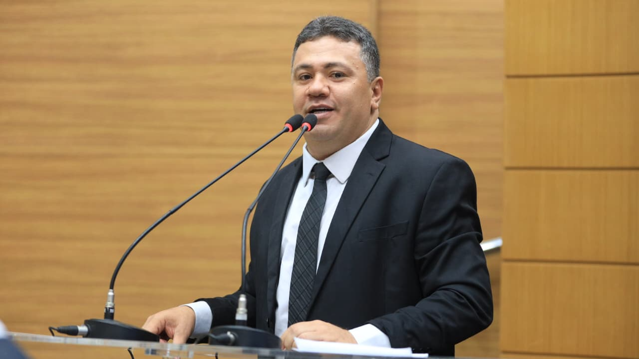 Kaká Santos se candidata à presidência da Alese após agradecimentos
