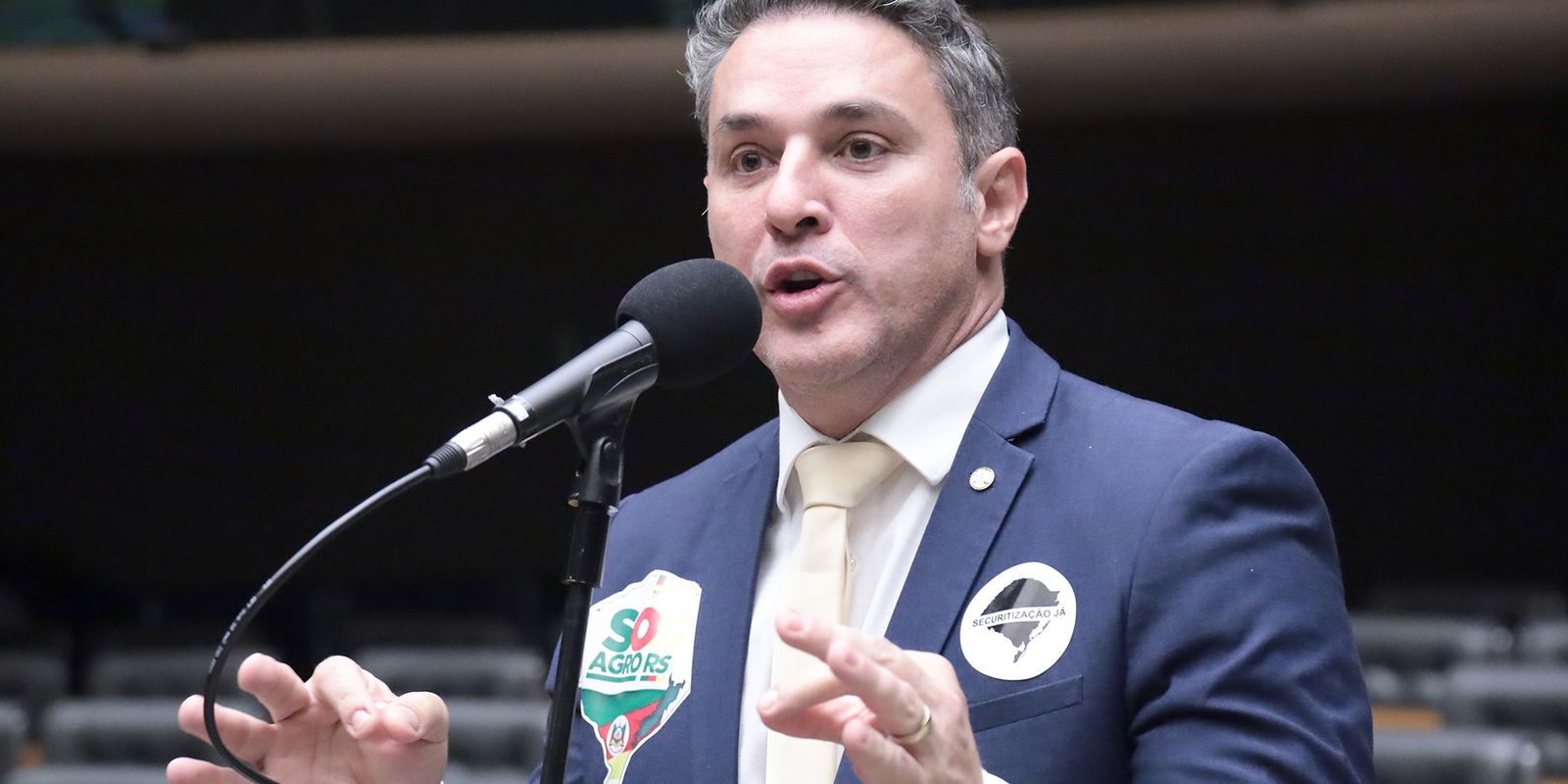 Luciano Zucco vence e é eleito governador do RS em 1º turno