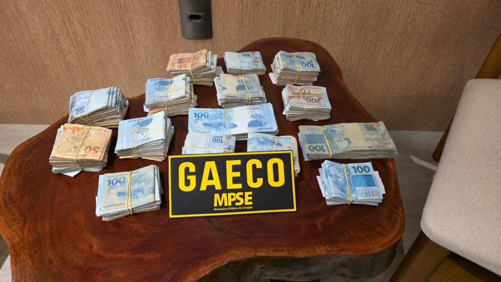 MP cumpre seis mandados em investigação de peculato em Sergipe