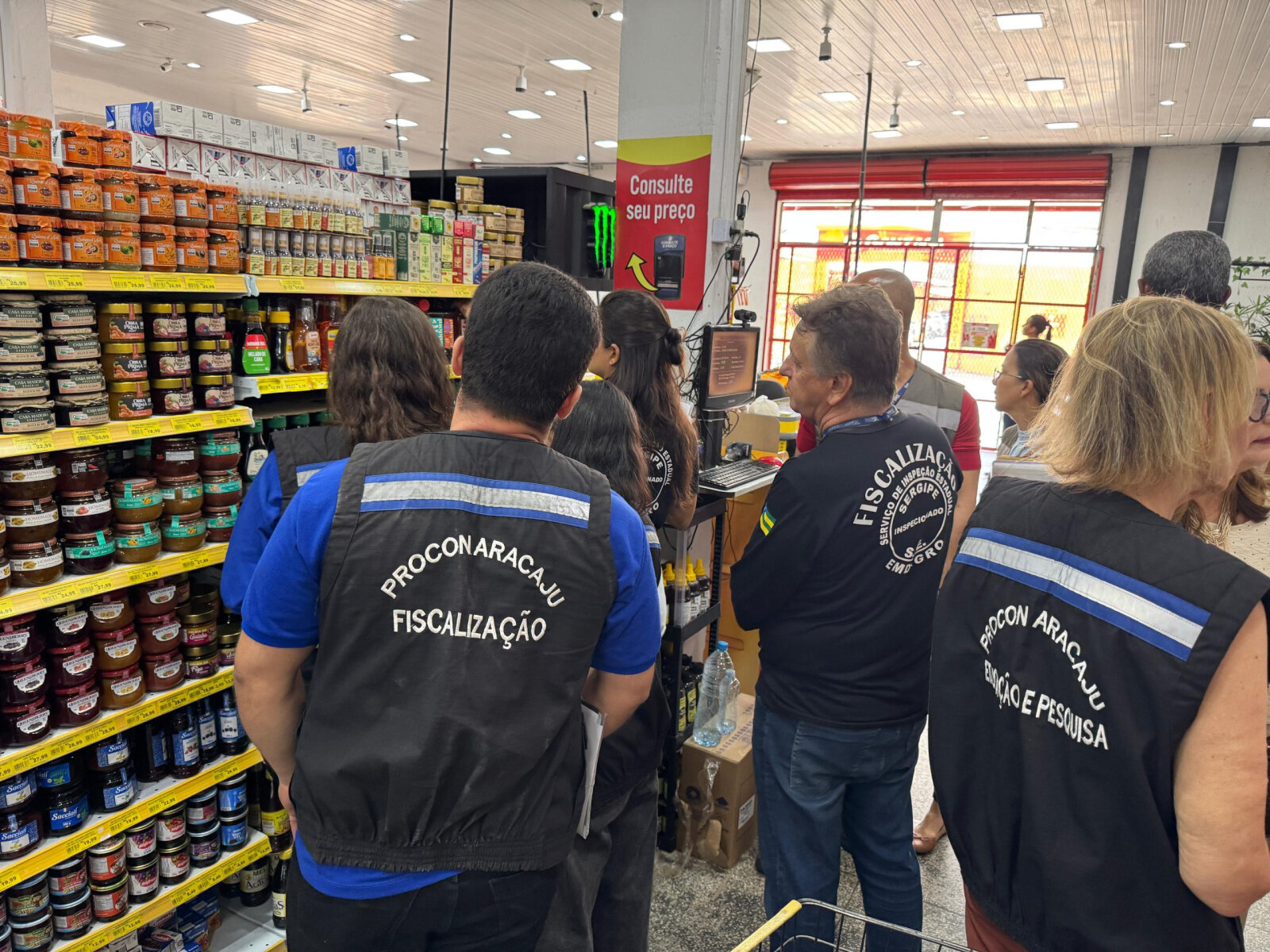 MPSE encontra mel adulterado em supermercados de Aracaju