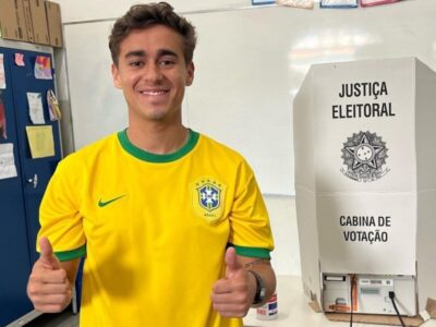 Nikolas Ferreira chega ao 'Bloquinho do 22' em Aracaju