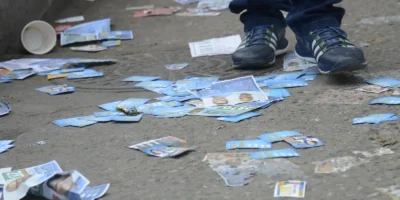 Saiba quando abordar eleitores vira crime nas eleições