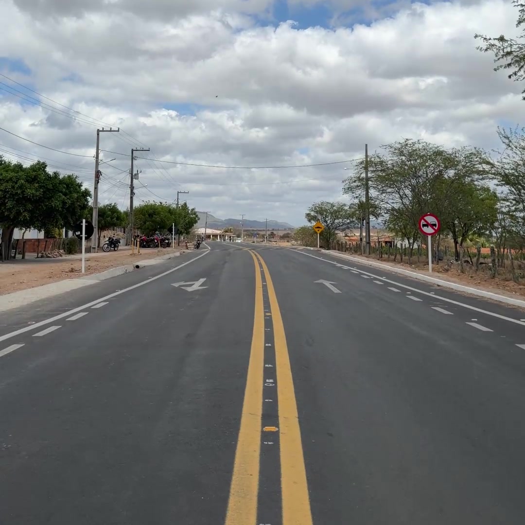 Trecho pavimentado da SE-315 na região de Santa Rosa do Ermírio