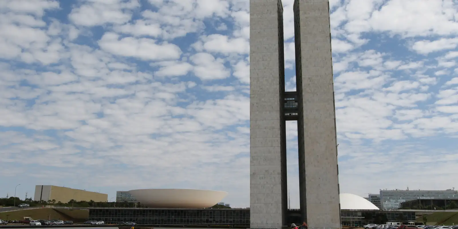 Senado vota PEC que encerra escala 6x1 e reduz jornada para 40h 1 Senado vota PEC que encerra escala 6x1 e reduz jornada para 40h