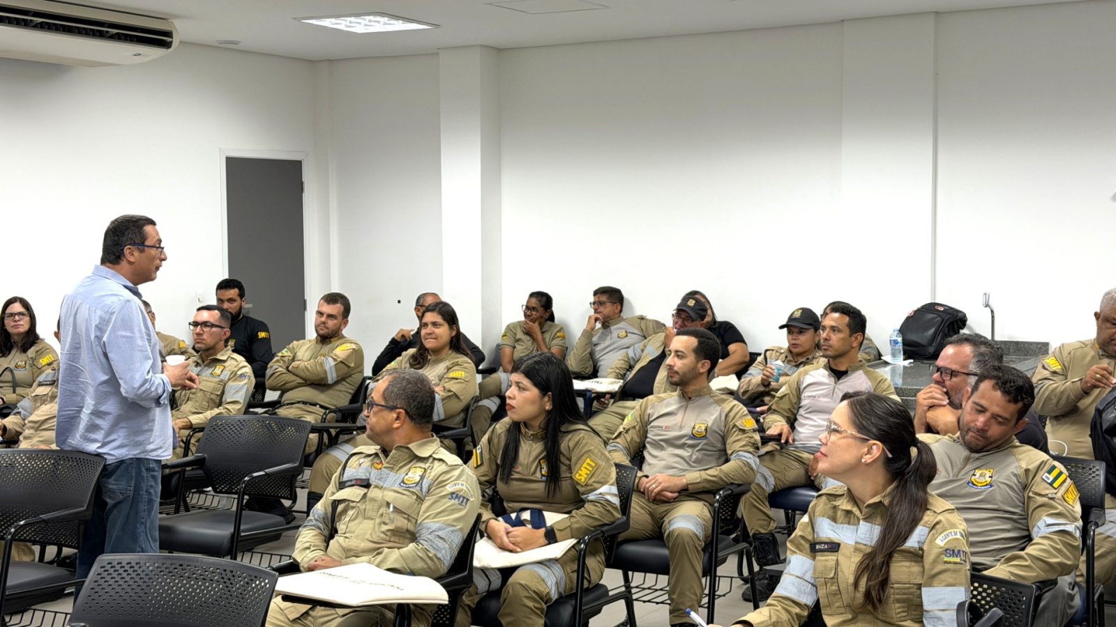 SMTT conclui atualização de 157 agentes de trânsito em Aracaju
