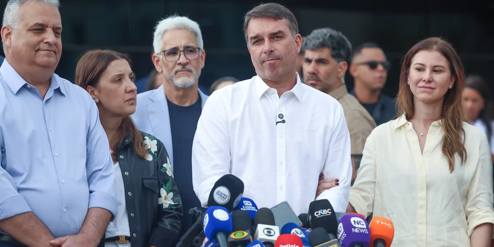 STF nega mandados de busca e apreensão contra Flávio Bolsonaro