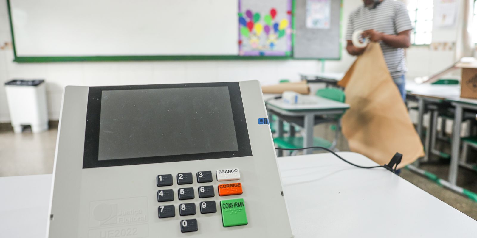 TRE-SP substitui 52 urnas com falha e mantém votação normal
